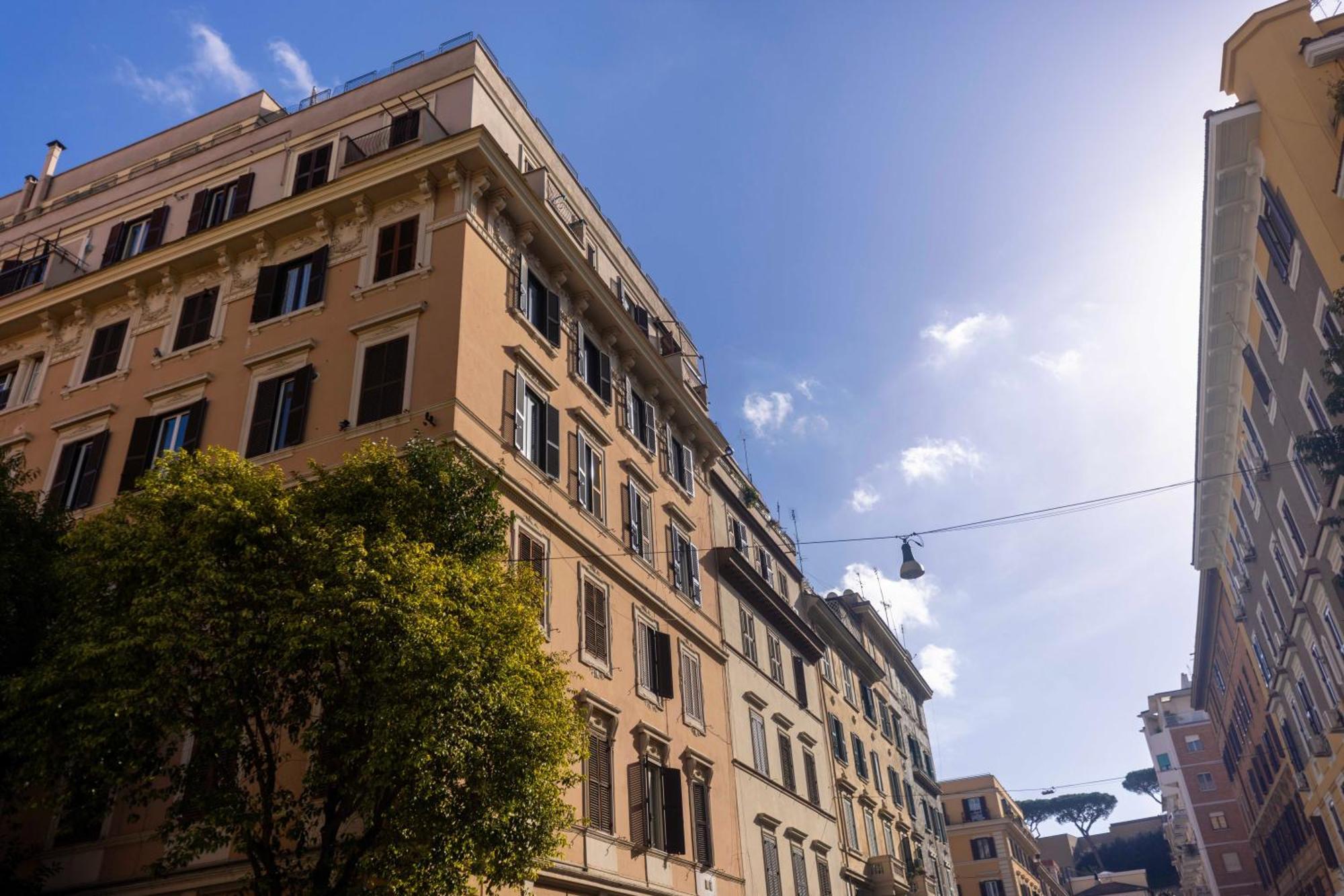 The Magic Of San Peter In The Heart Of * Roma